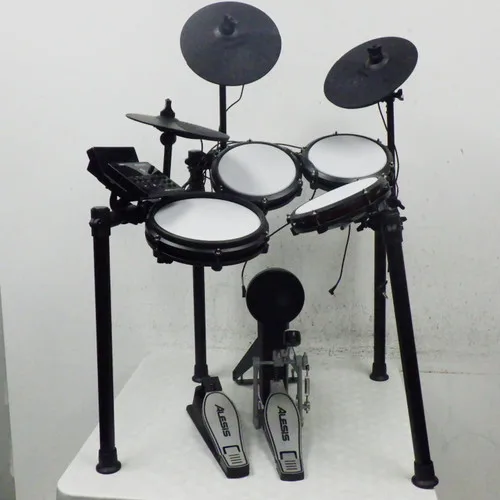 Alesis Nitro Max Electronic Drum Kit