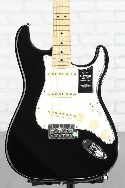 Fender Player Stratocaster Electric Guitar image 2